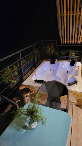 Chalet Peñol Jacuzzi